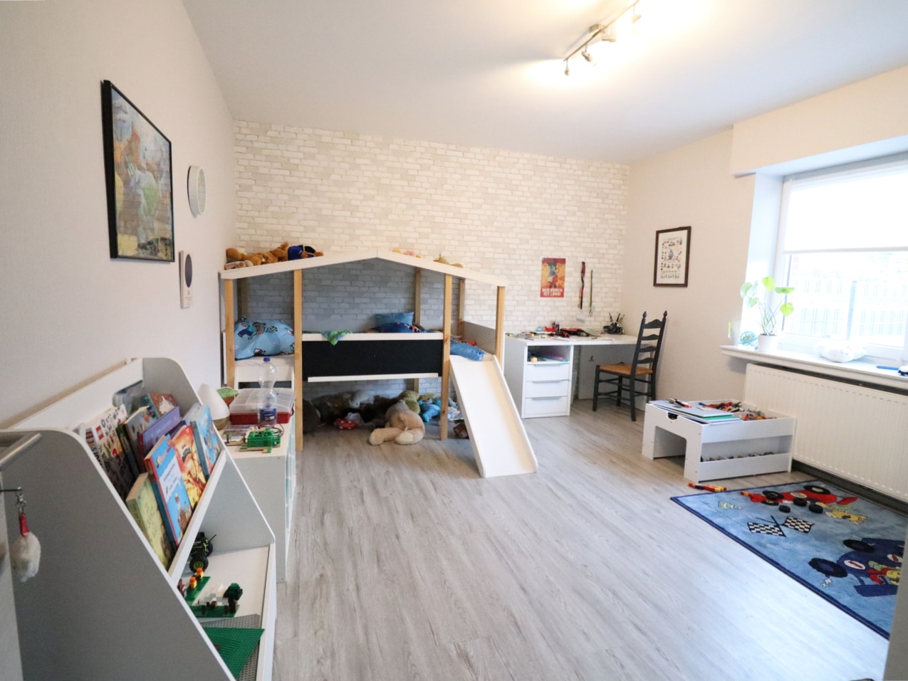Kinderzimmer EG