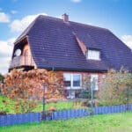 Chickes Einfamilienhaus mit großem Garten in Alleinlage