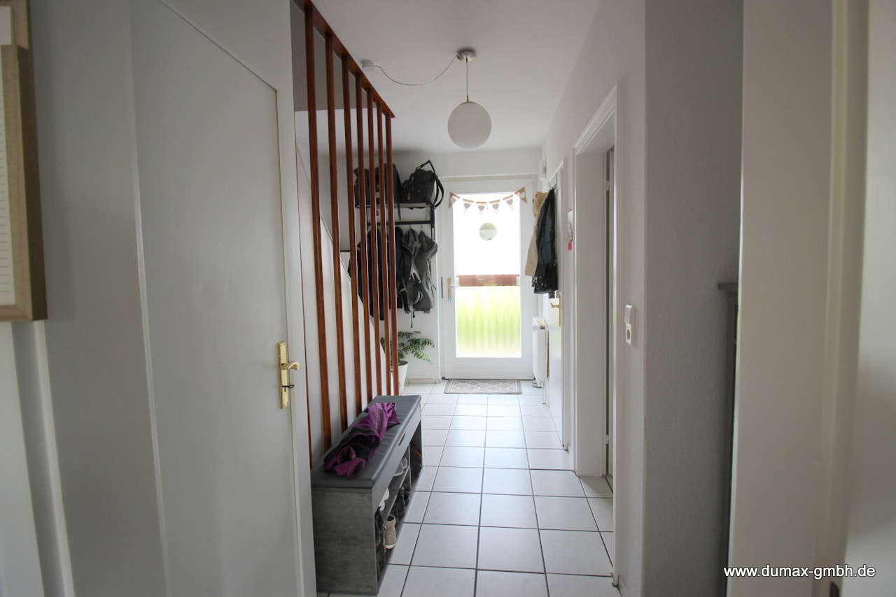 EG Flur-Hauseingang (2)