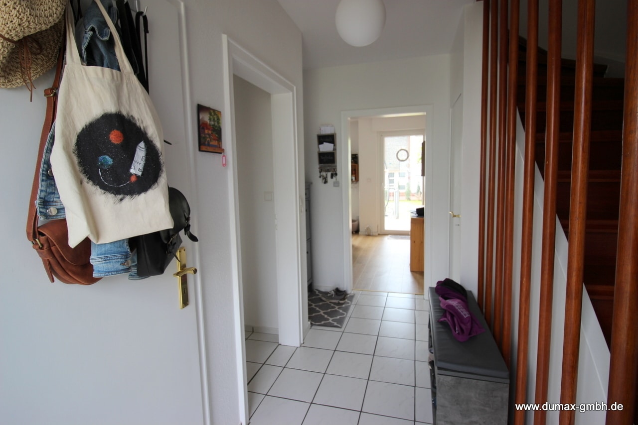 EG Flur-Hauseingang (3)