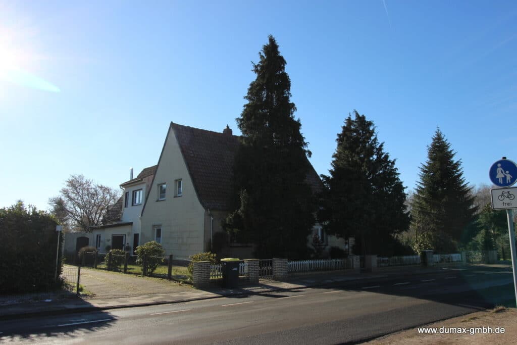 Handwerker Träumchen mit sehr großem Grundstück in Diepholz (Zweifamilienhaus) Handwerker Träumchen mit sehr großem Grundstück in Diepholz (Zweifamilienhaus)