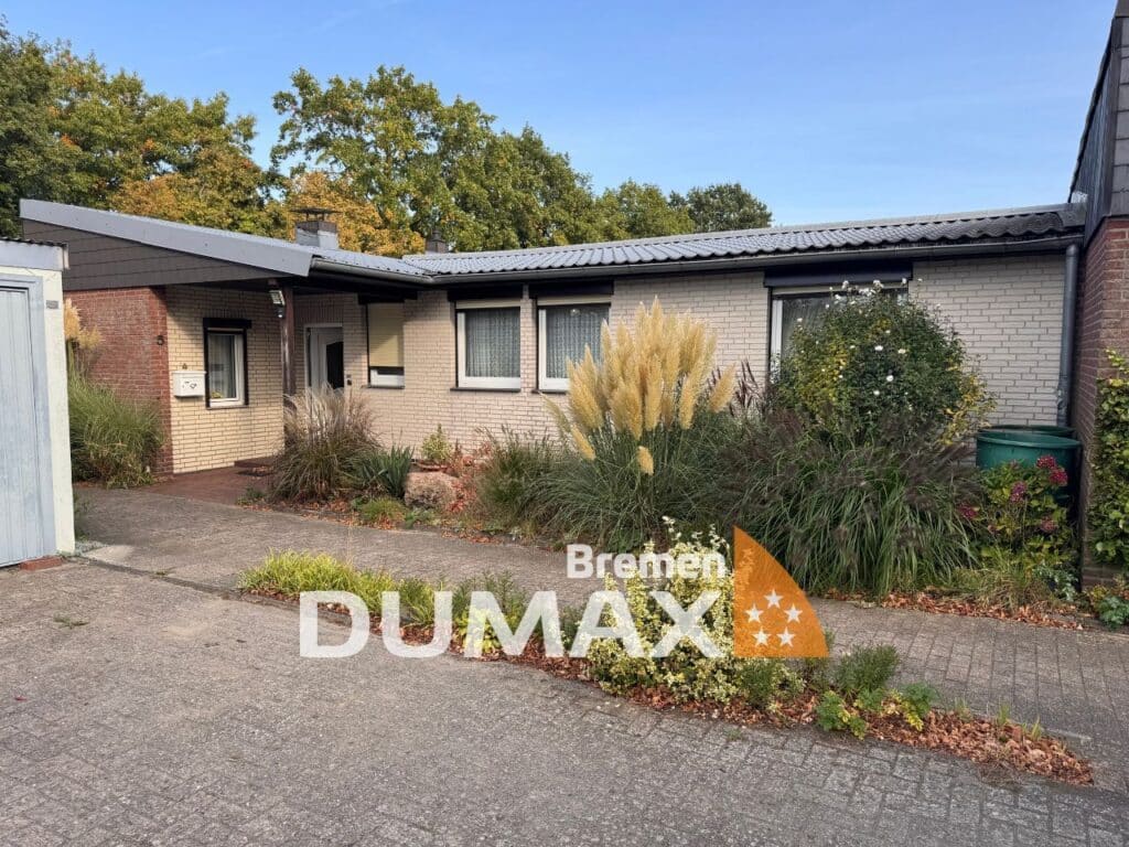 Zuhause in Stuhr-Brinkum: Reihenmittelhaus mit Potenzial Zuhause in Stuhr-Brinkum: Reihenmittelhaus mit Potenzial