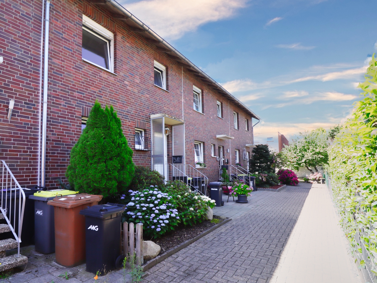 Reihenmittelhaus mit Garage und Potenzial in innenstadtnaher Wohnlage von Diepholz