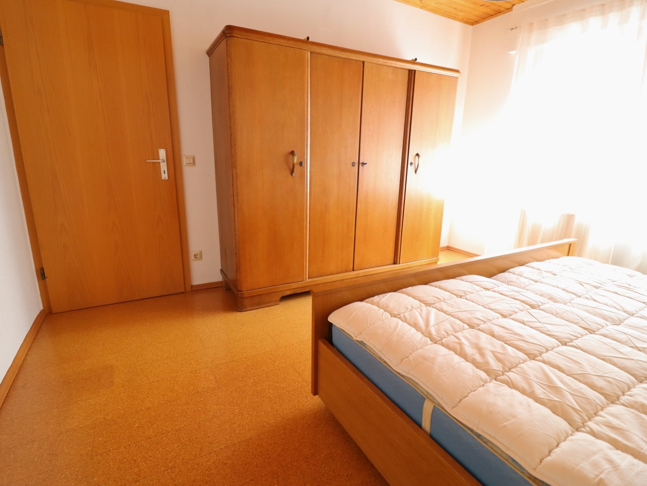 Schlafzimmer EG B2